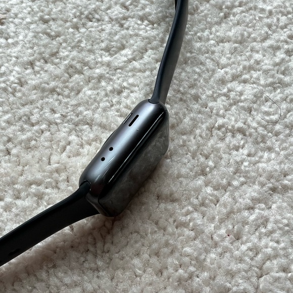 Series 3 Apple Watch with Multiple Bands - Picture 6 of 7